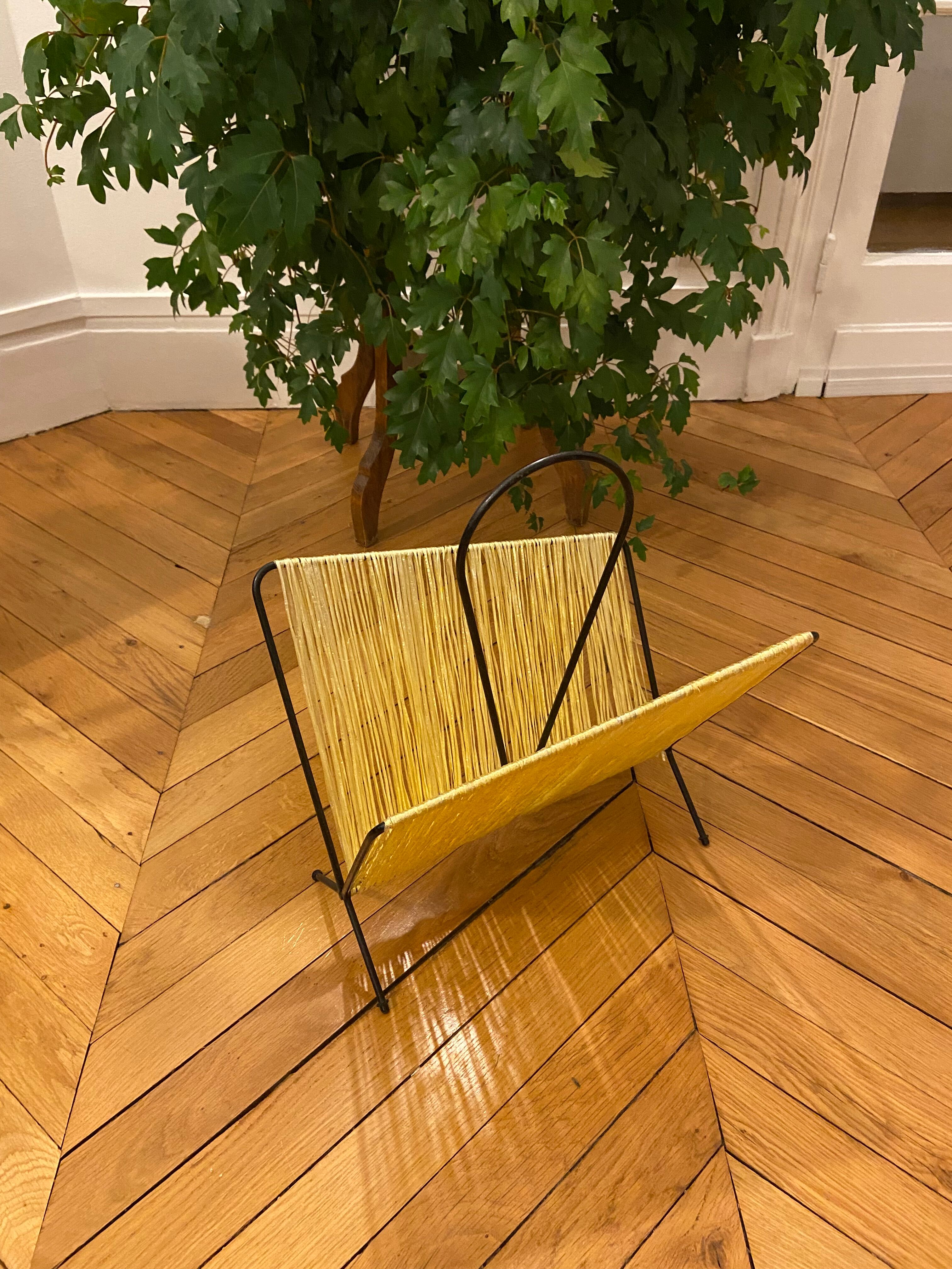 Magazine holder 60s