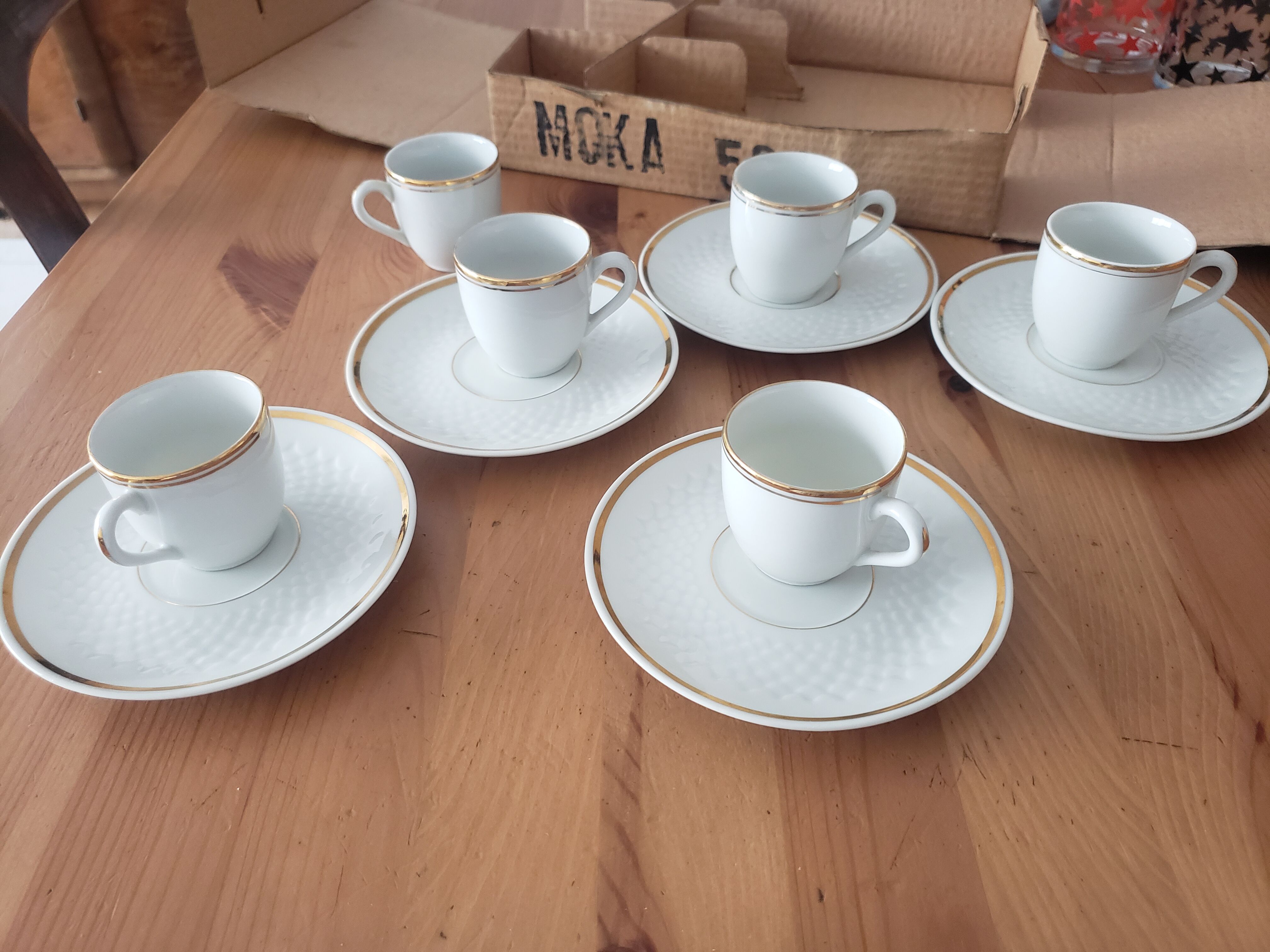 6 CNP mocha cups gilded with fine 24 carat gold