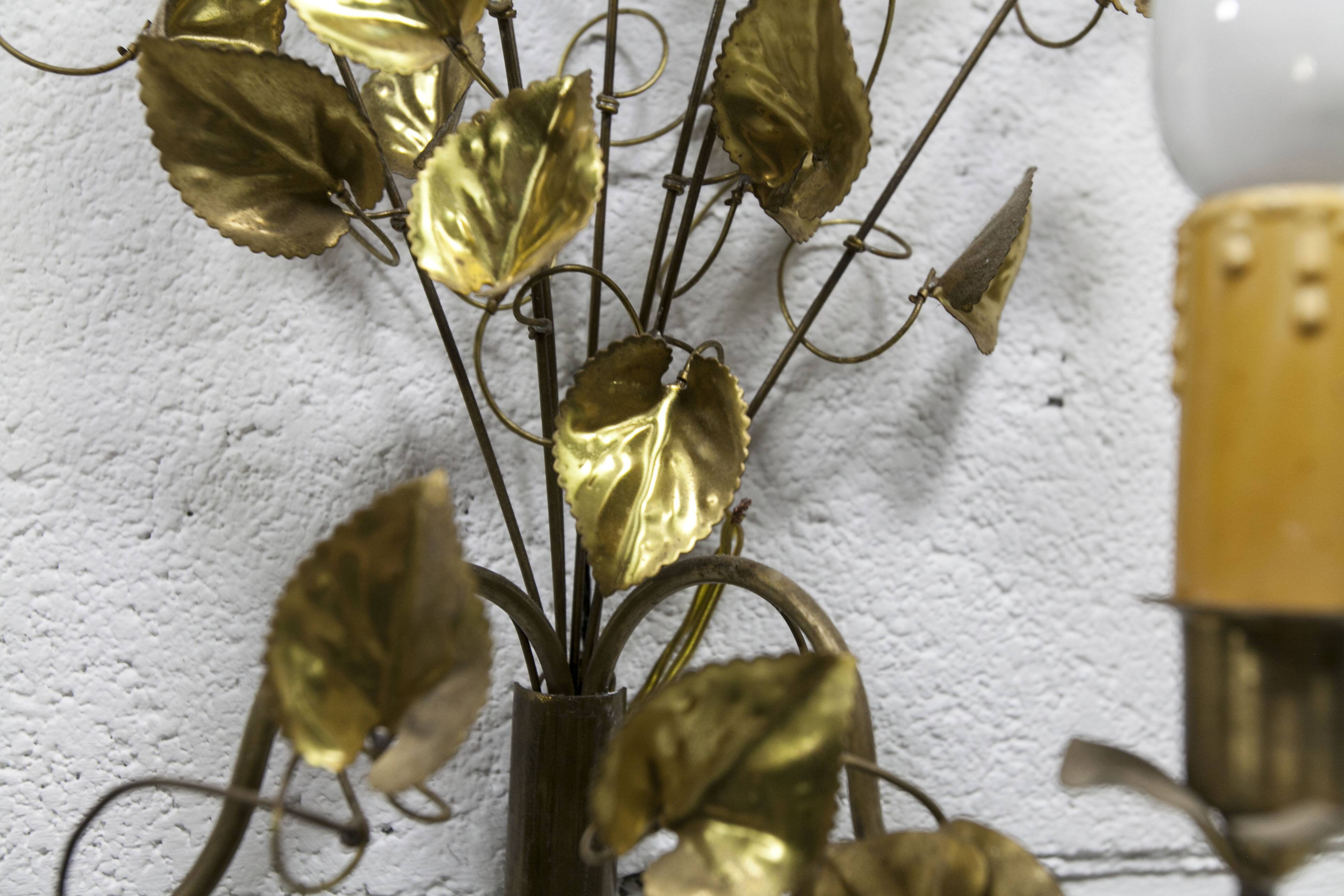 Pair of double flower bouquet sconces in brass 1960