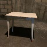 Small vintage 70 desk table, compass feet