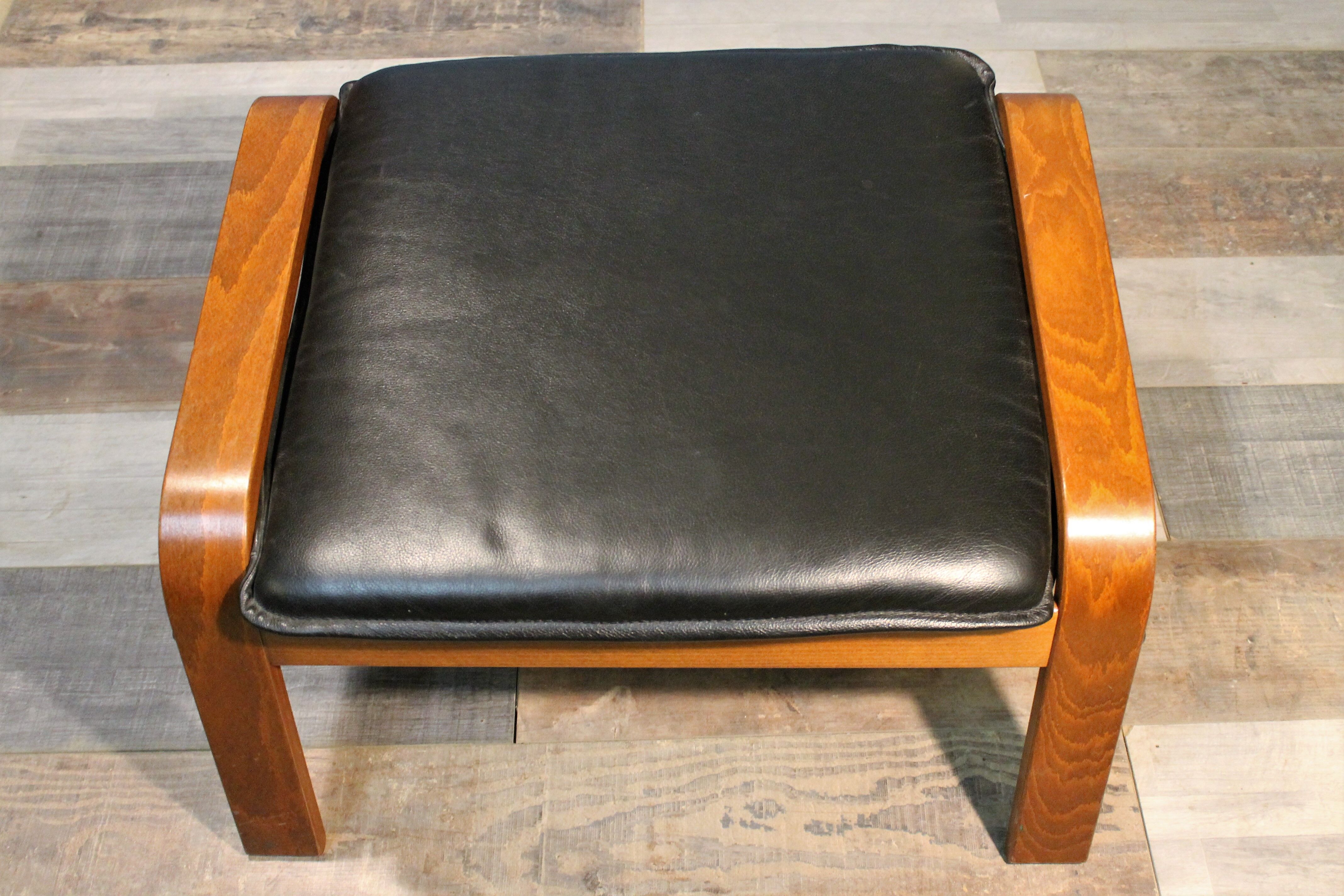Footrest stool, 1960