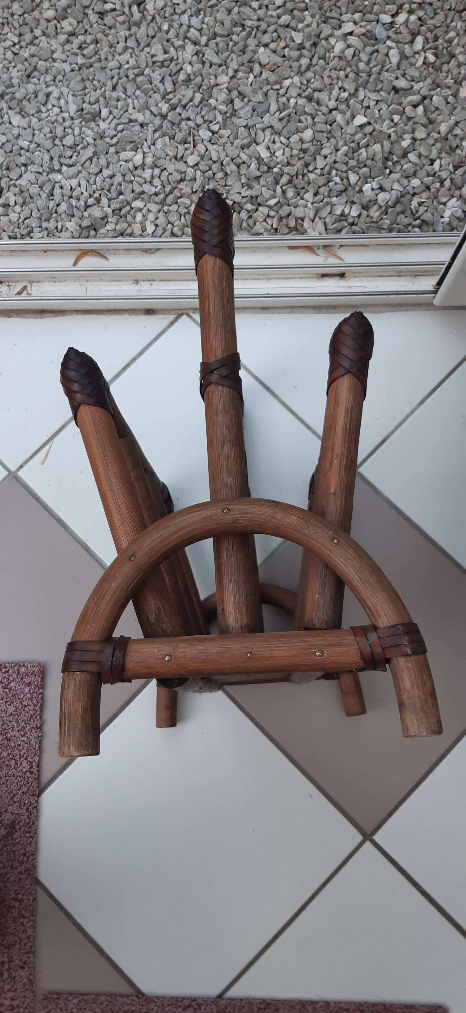 Porte-revue en bambou