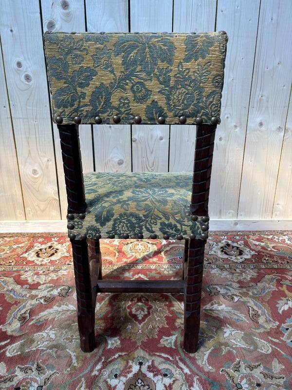 Série de 10 chaises de style Louis XIII