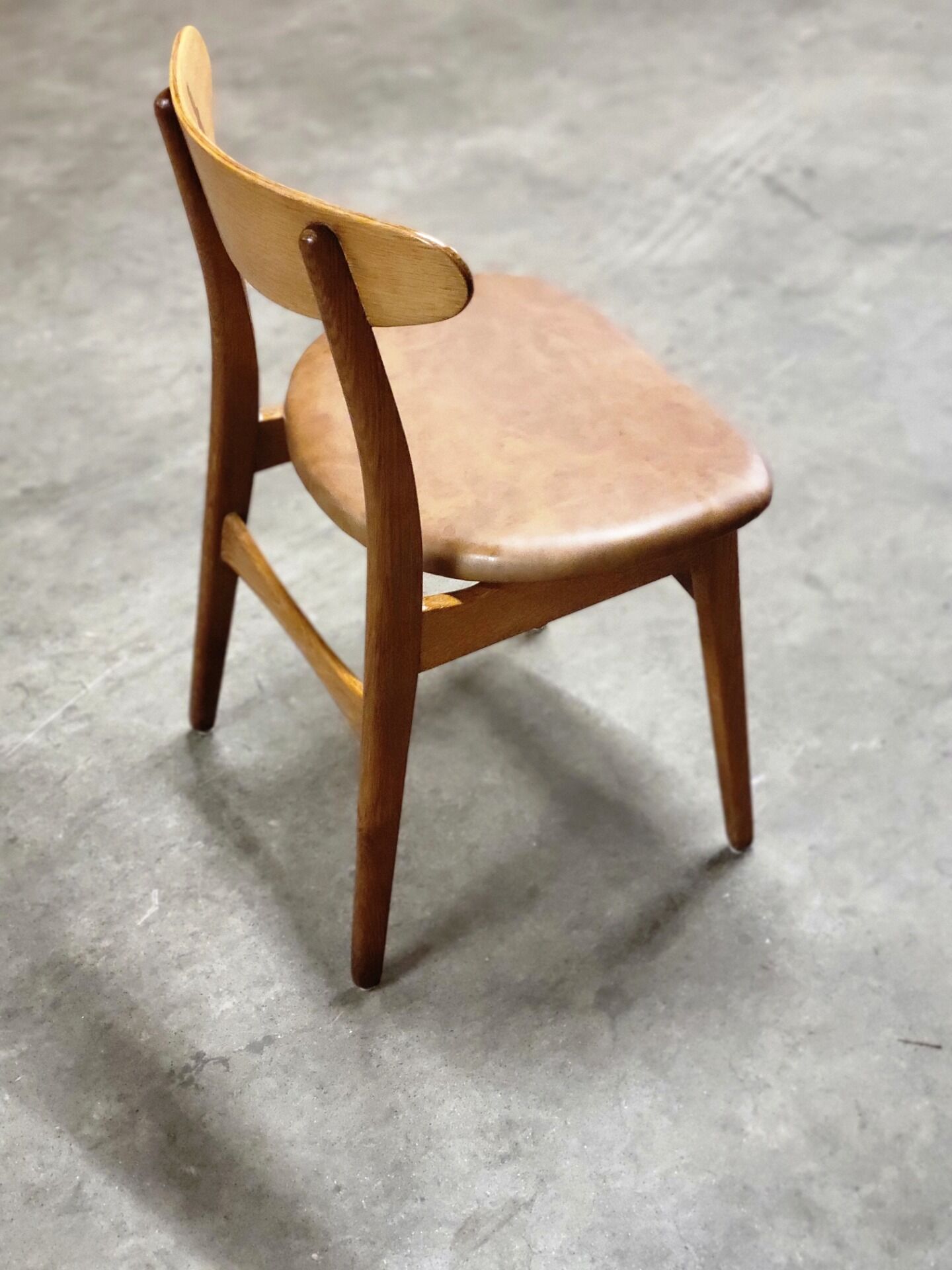 Chaise CH30 de Hans J. Wegner en chêne, Carl Hansen & Søn