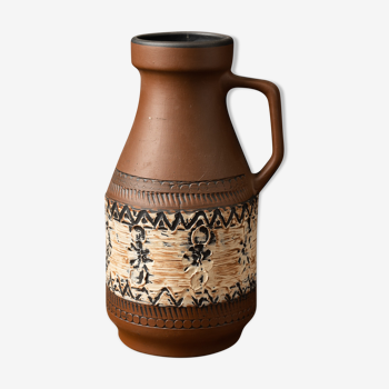 Vase en céramique artisanale allemande unique avec décoration en relief