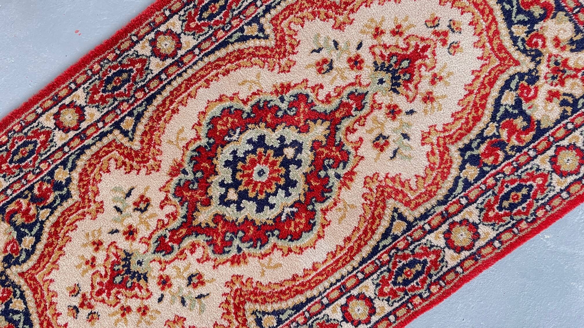 Carpet rug seal pure wool vintage