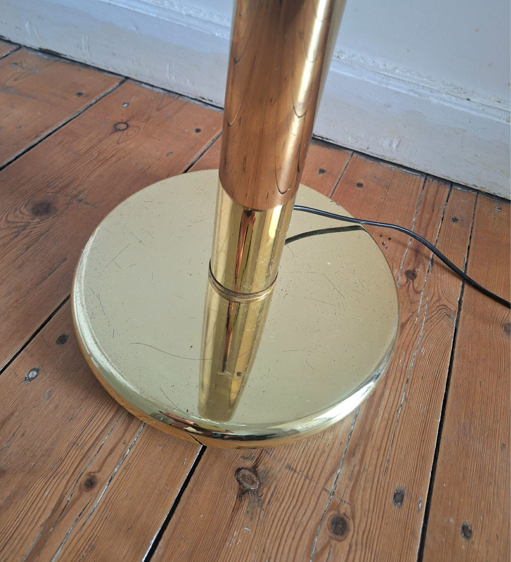 Vintage gold lotus flower floor lamp, Italian design light fixture with 3 lights.