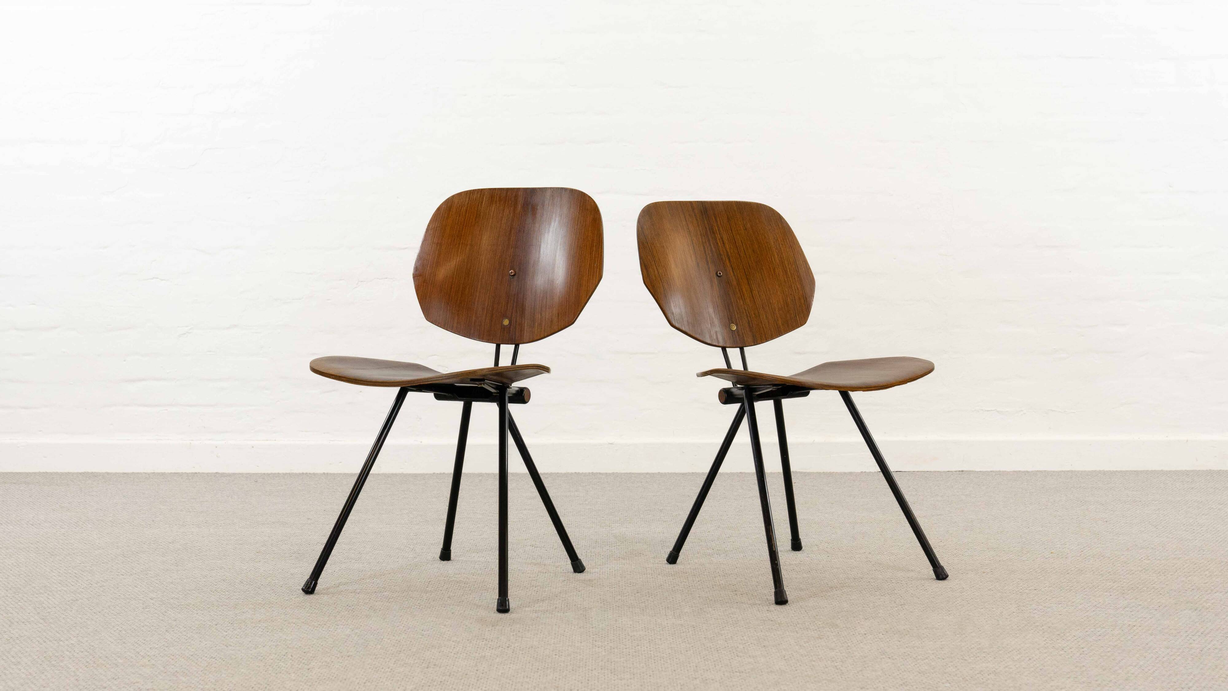 PAIR FOLDING-CHAIRS S88 BY OSVALDO BORSANI FOR TECNO