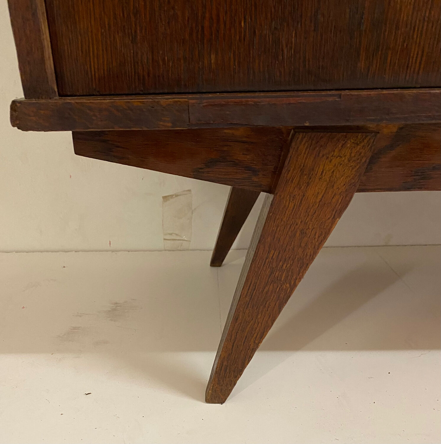 Enfilade vintage pieds compas de 1958