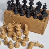 Antique Staunton Design Chess Set - Turned Wood Pieces (King 6cm)