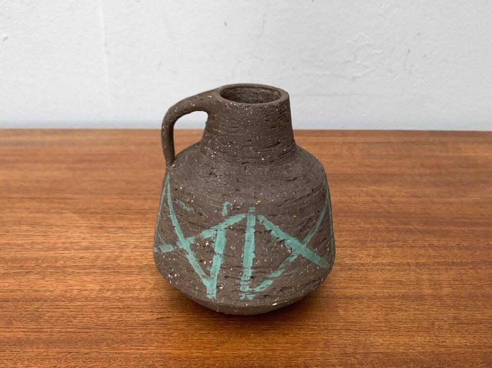 Brutalist German vase carafe from the mid-century by Cläre Zange and Karl Heinz Löffler for Krösselbach Keramik, 1960s.