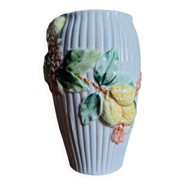 Grand vase vintage en barbotine à motif citrons en relief – Style Riviera
