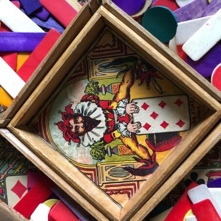 Ancient Game, Yellow Dwarf, Lindor