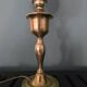 Ancienne lampe à pétrole électrifiée et modernisée - globe strié