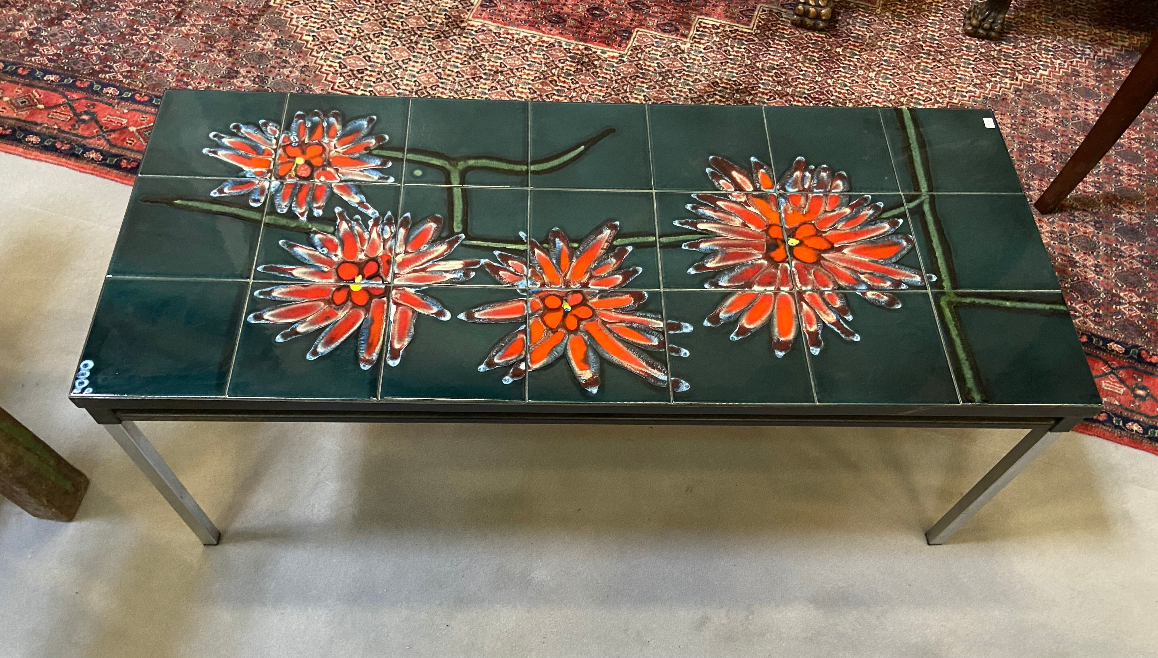 Ceramic coffee table by Adri