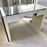 Mirror dressing table