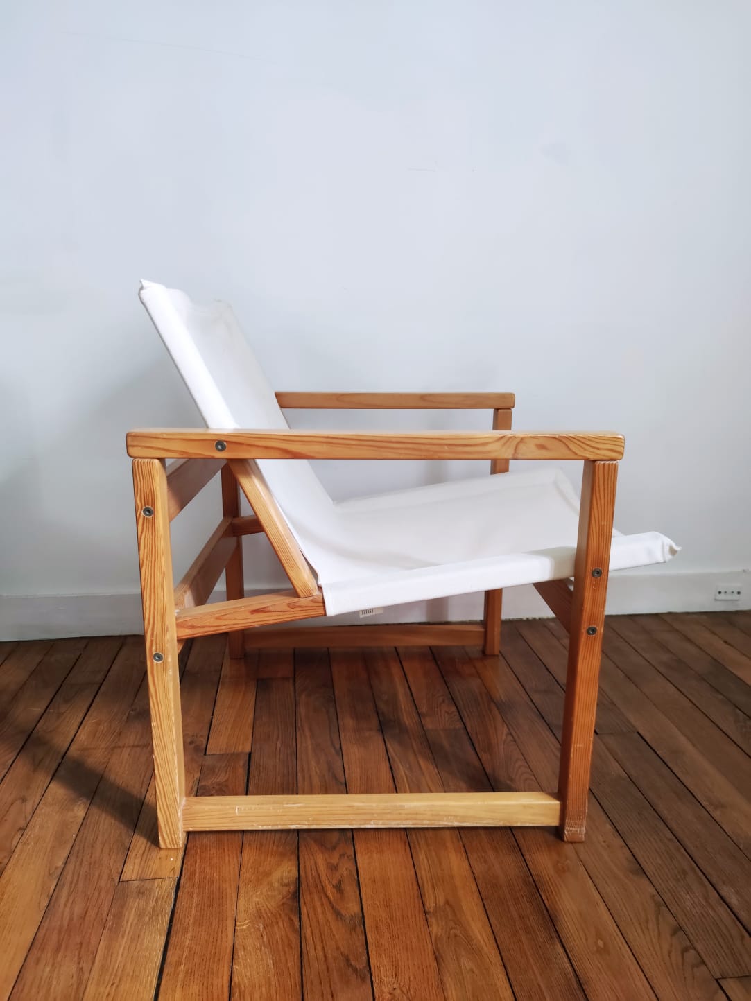 Paire de fauteuils toilés années 70
