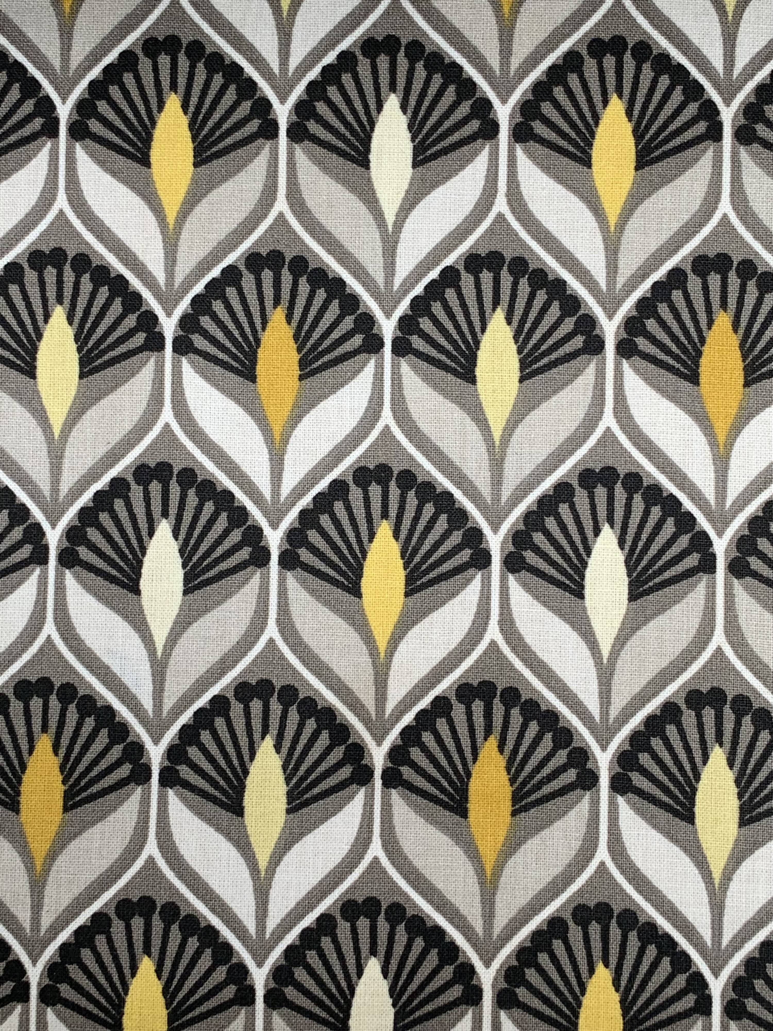 Art Deco chest of drawers in raw walnut burl