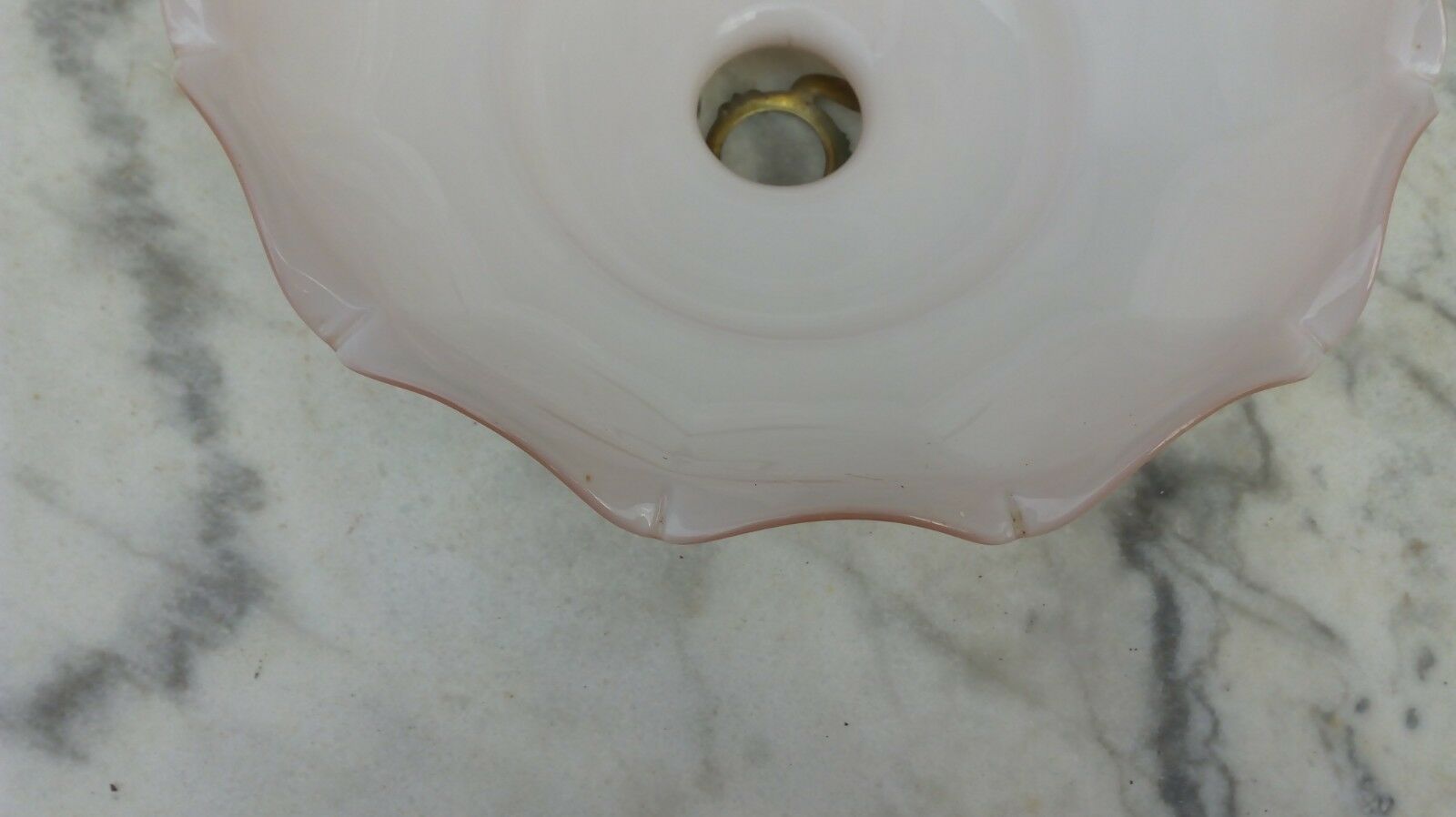 Opaline chandelier
