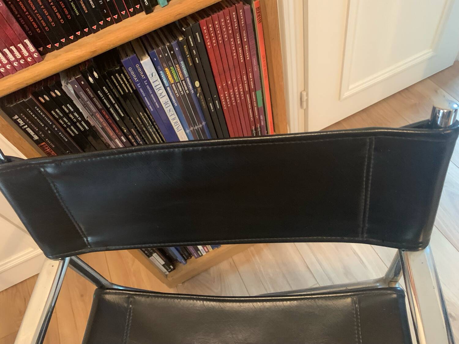 2 vintage armchairs