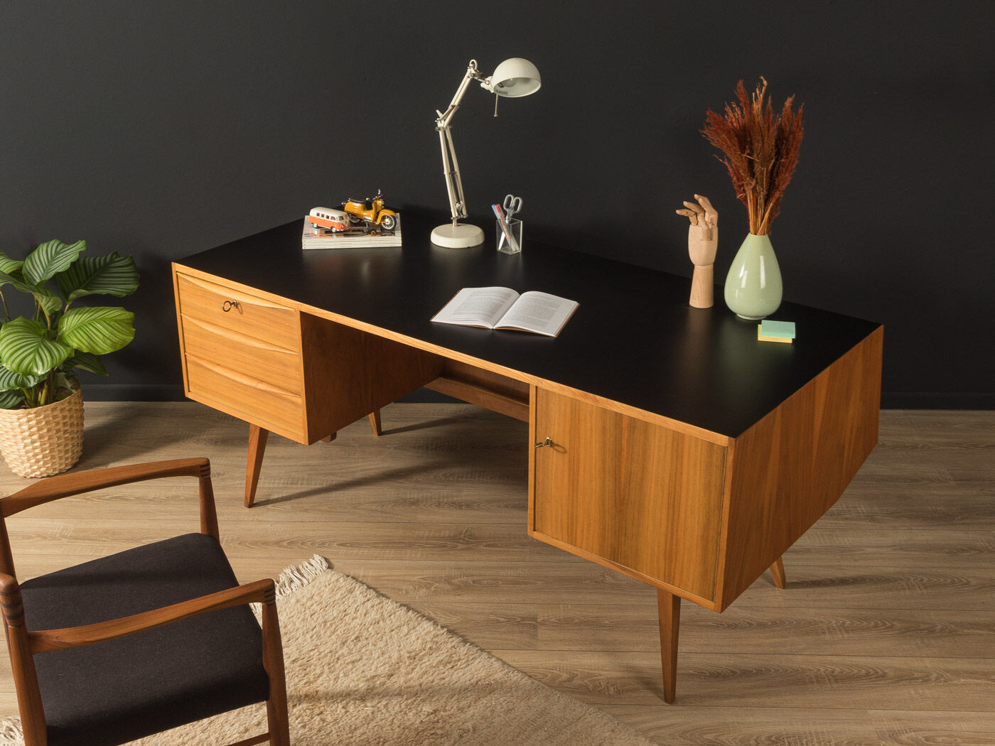 Bureau des années 1950