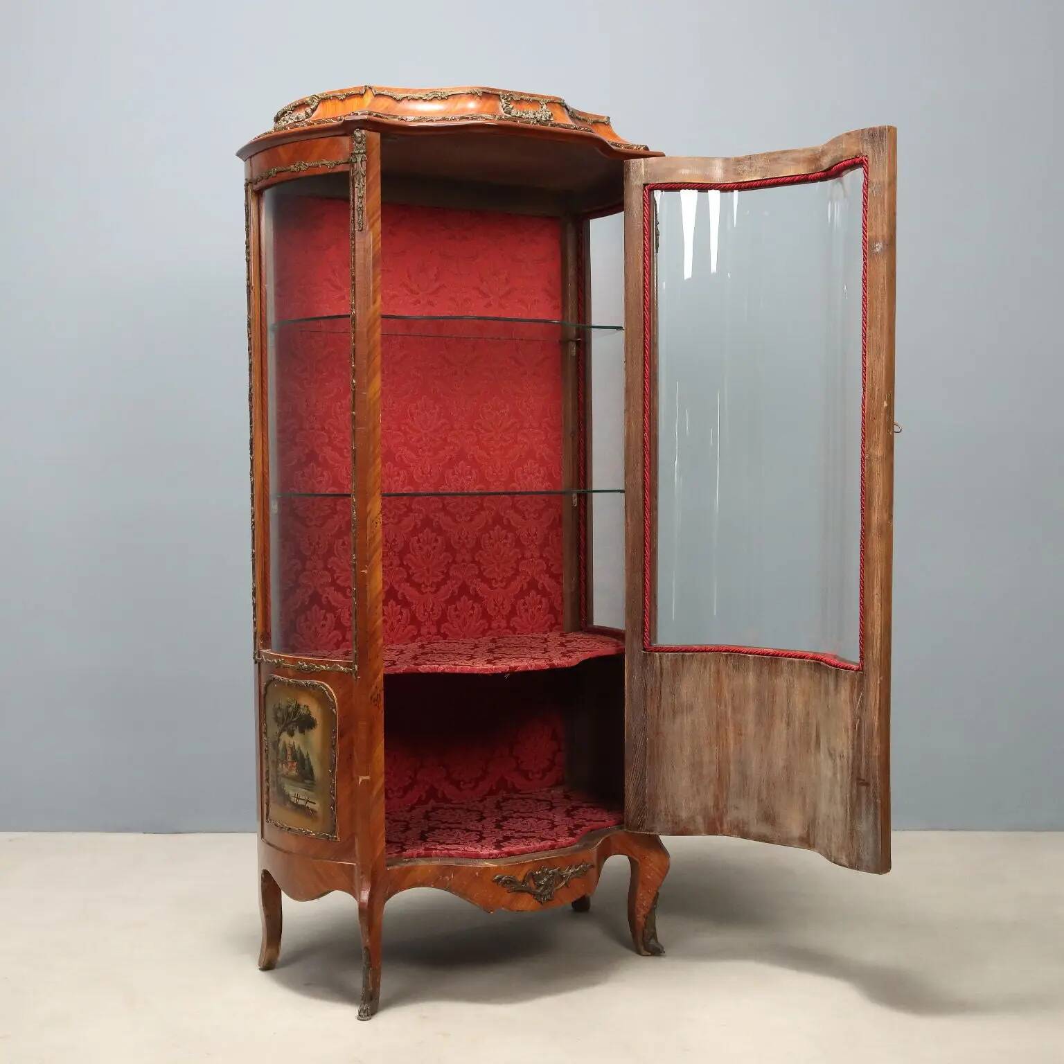 Antique rosewood display cabinet, baroque style, Italy, 20th century.