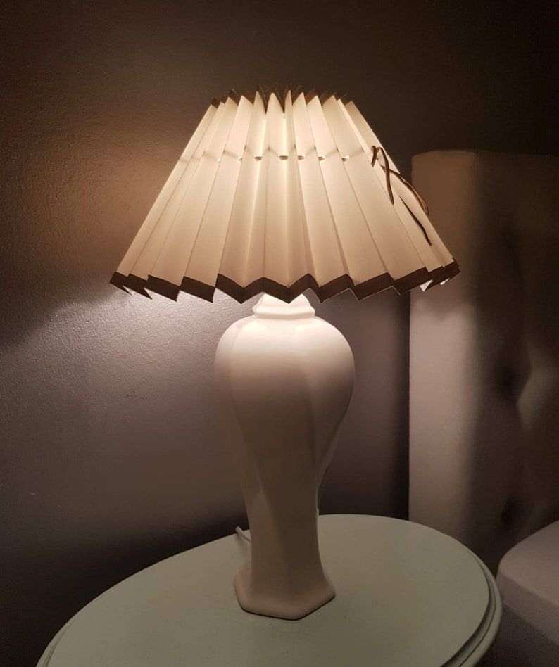 Vintage ceramic table lamp with pleated lampshade 1980