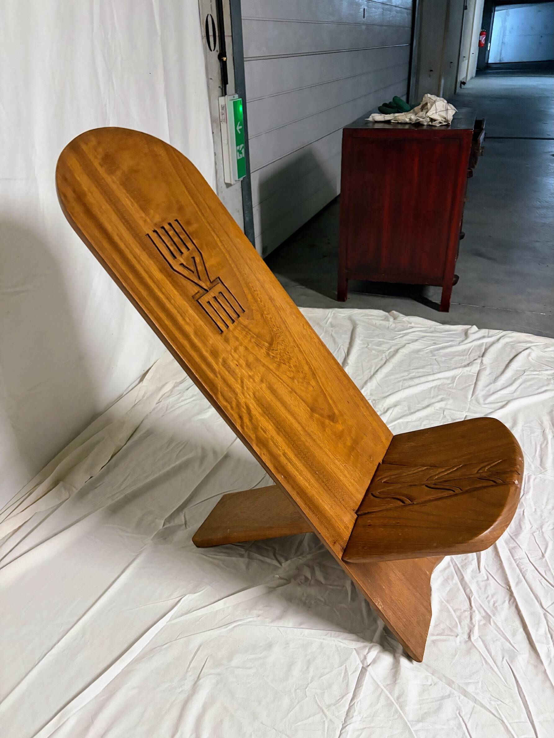African talking chair
