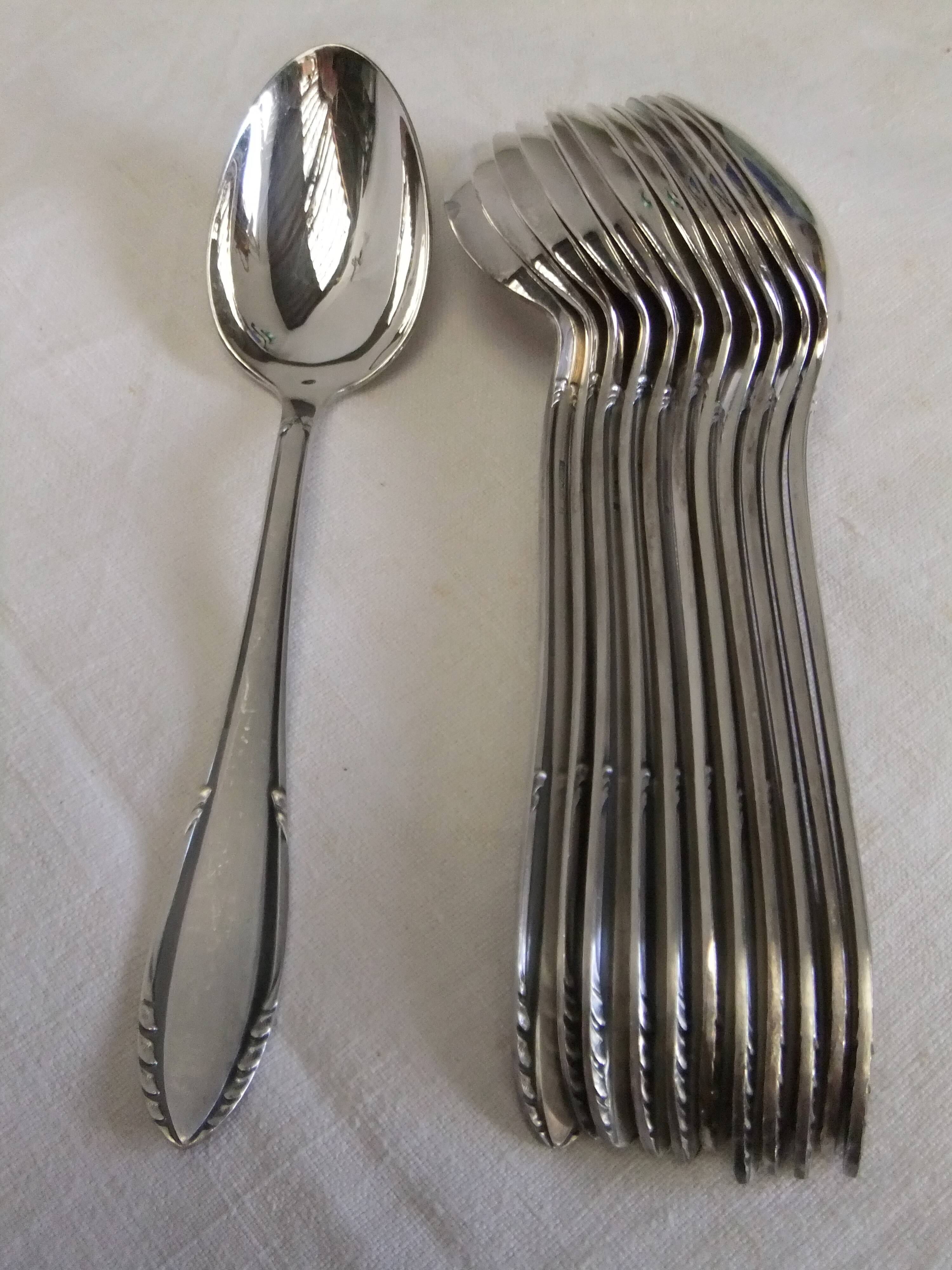 Silver plated metal spoons net service cutlery goldsmith Reneka soup