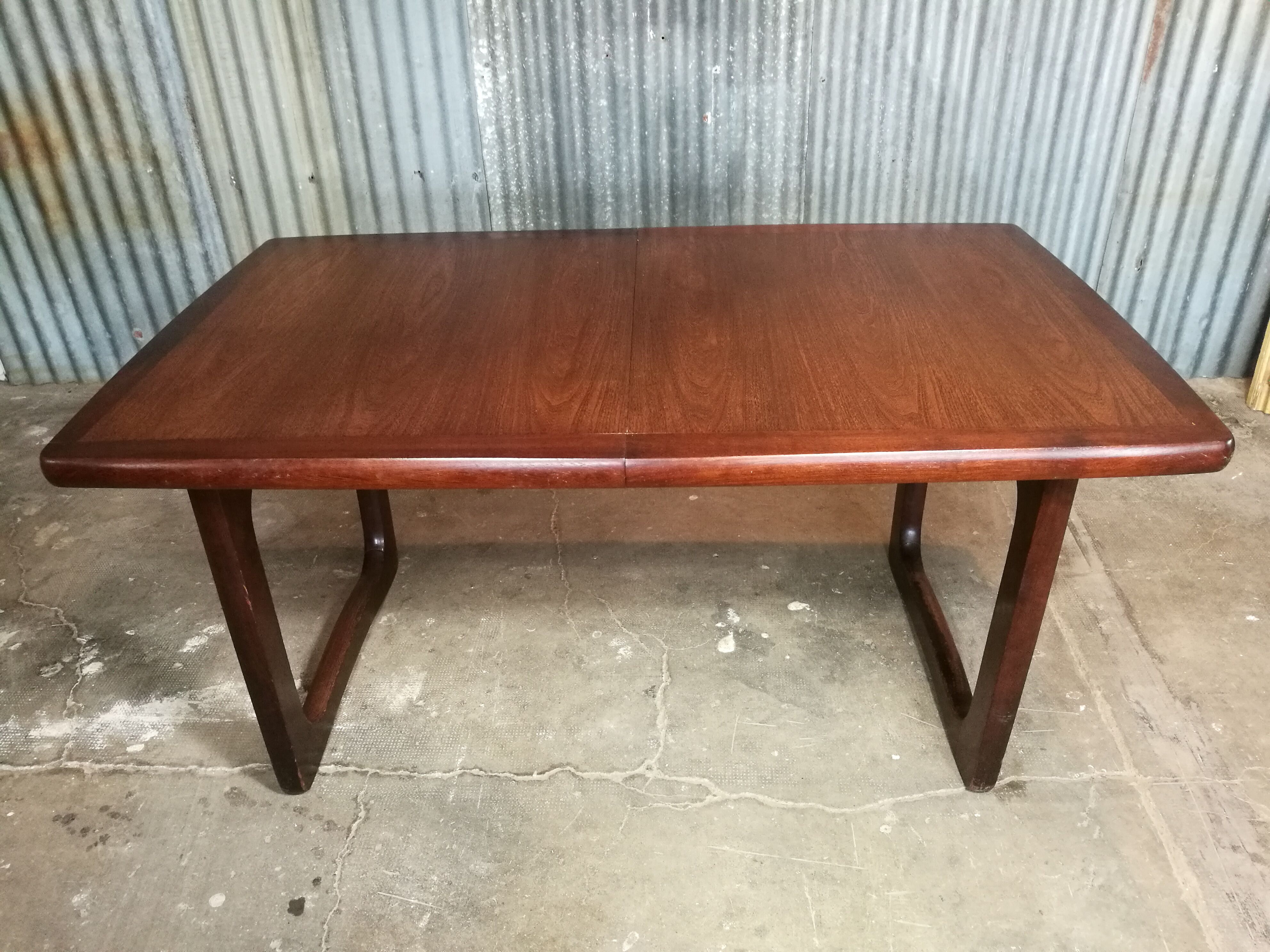 Table de salle à manger scandinave en teck