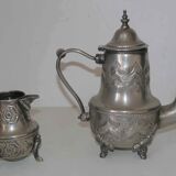 Old teapot "Le Cheval" and milk pot (SBA Fez) in silver metal