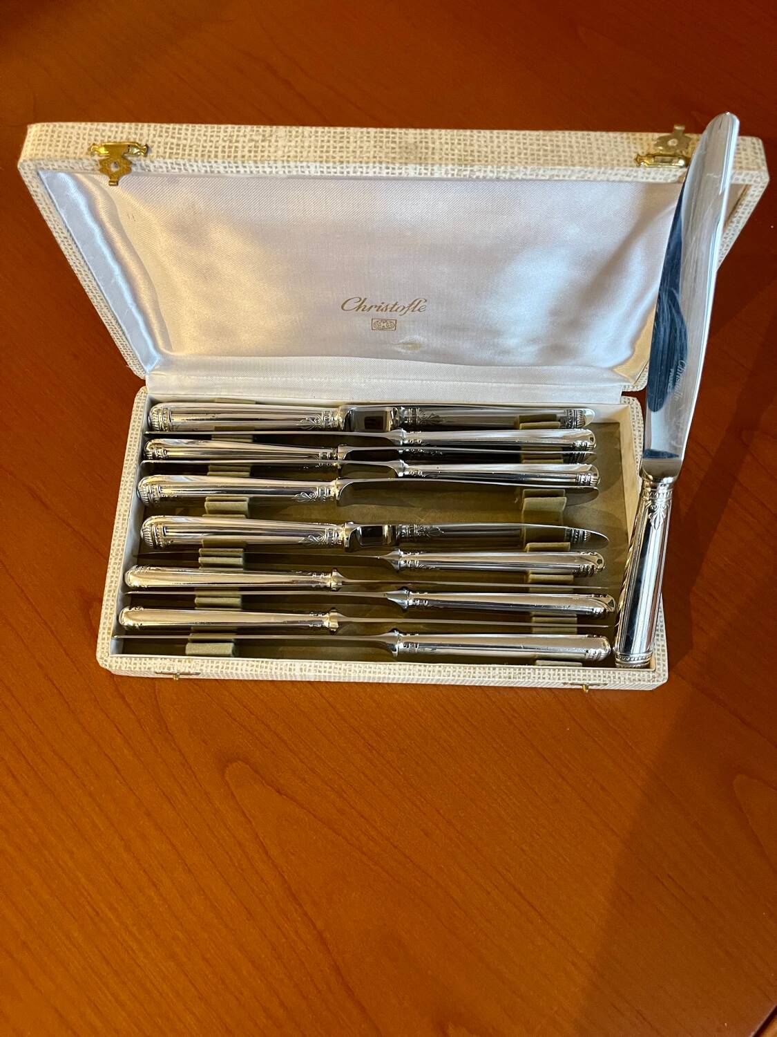 Malmaison cutlery 61 pieces in 3 boxes, excellent condition