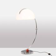 Lampadaire en métal chromé Elio Martinelli, années 1970