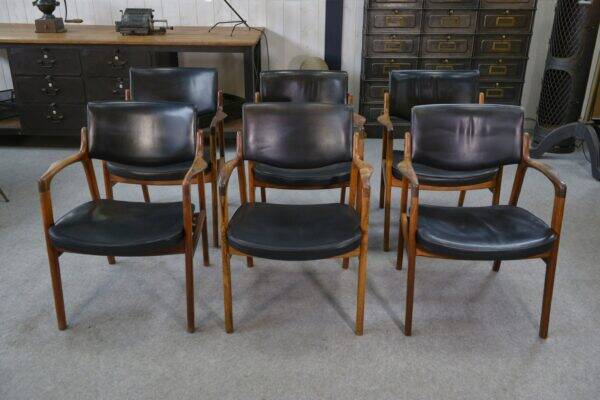 Ensemble de 6 fauteuils scandinaves en cuir et palissandre par Gondo Gravesen pour l’Atelier Bondo Gravesen Snedkerier 1960’s