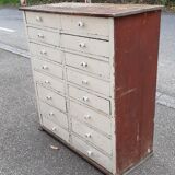 Workshop cabinet with drawers