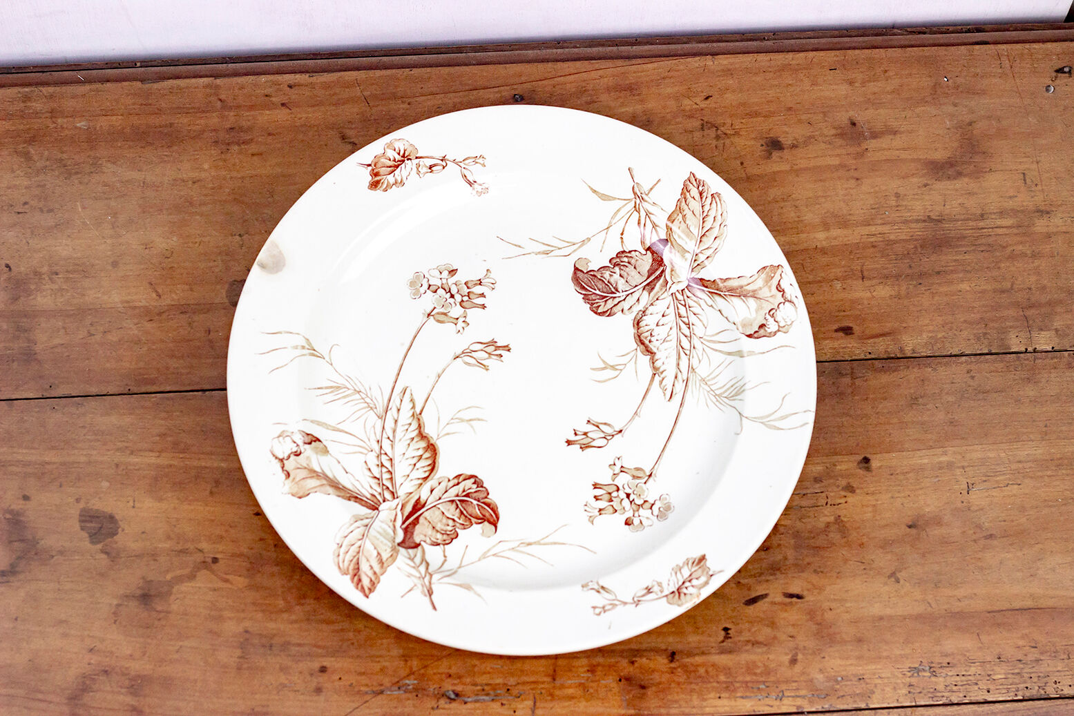 Plat rond modèle Primevère Luneville