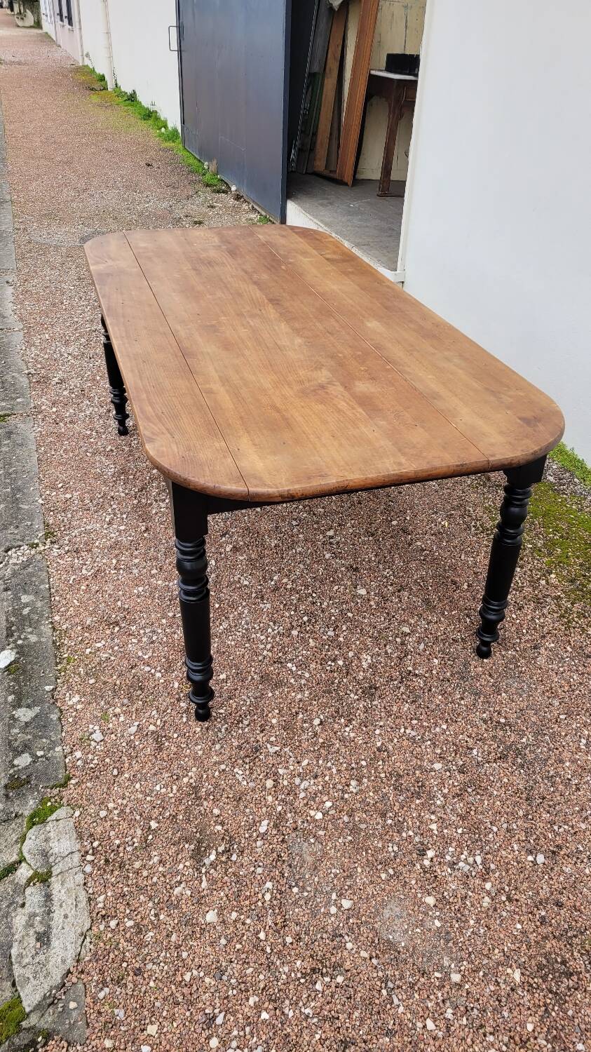 Louis Philippe style oval patinated bistro farm table - 1m90