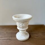 Vase en albâtre sculpté vintage