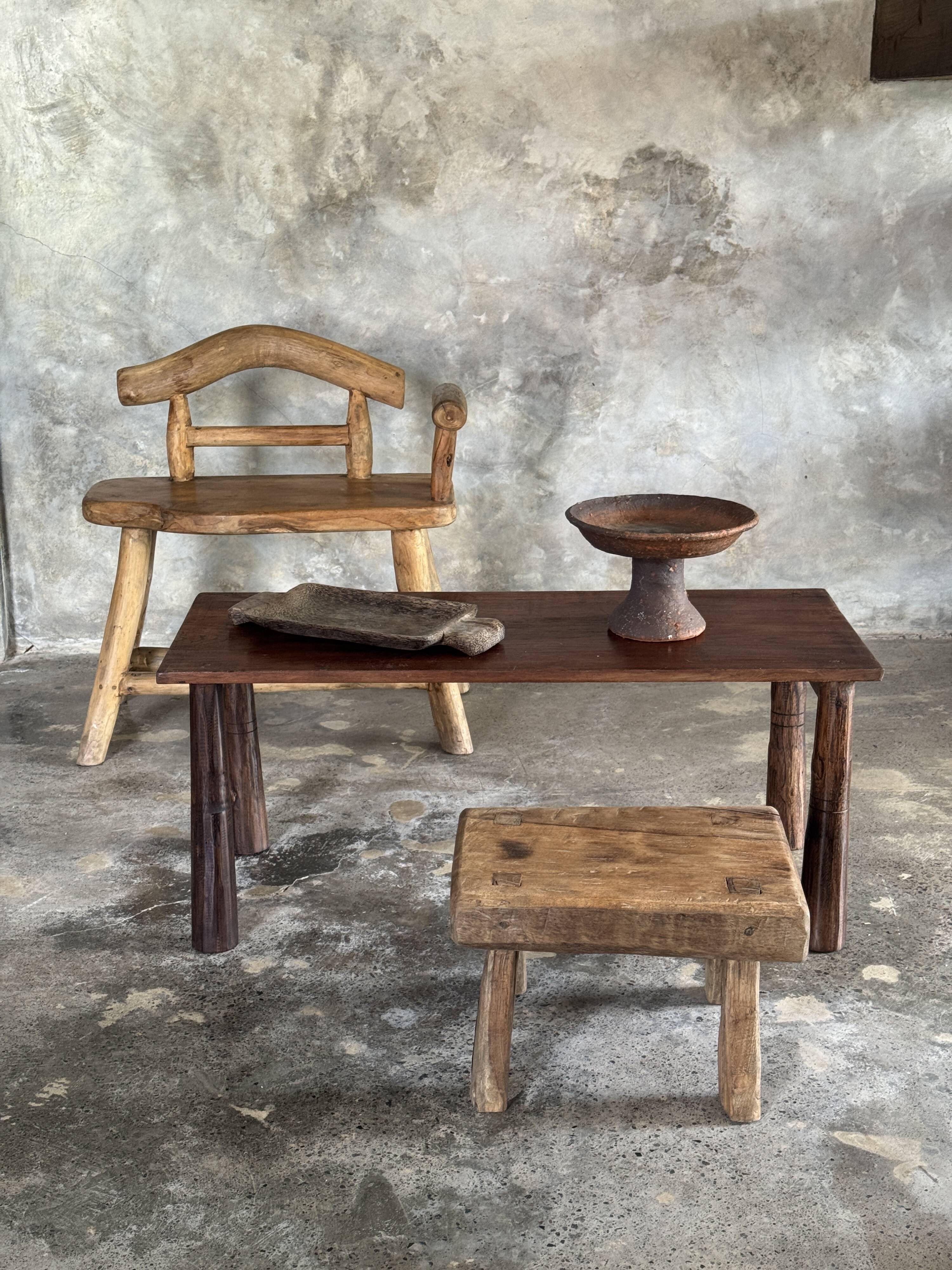 Small brutalist bench with backrest and armrests in Asian blonde teak H67 L6