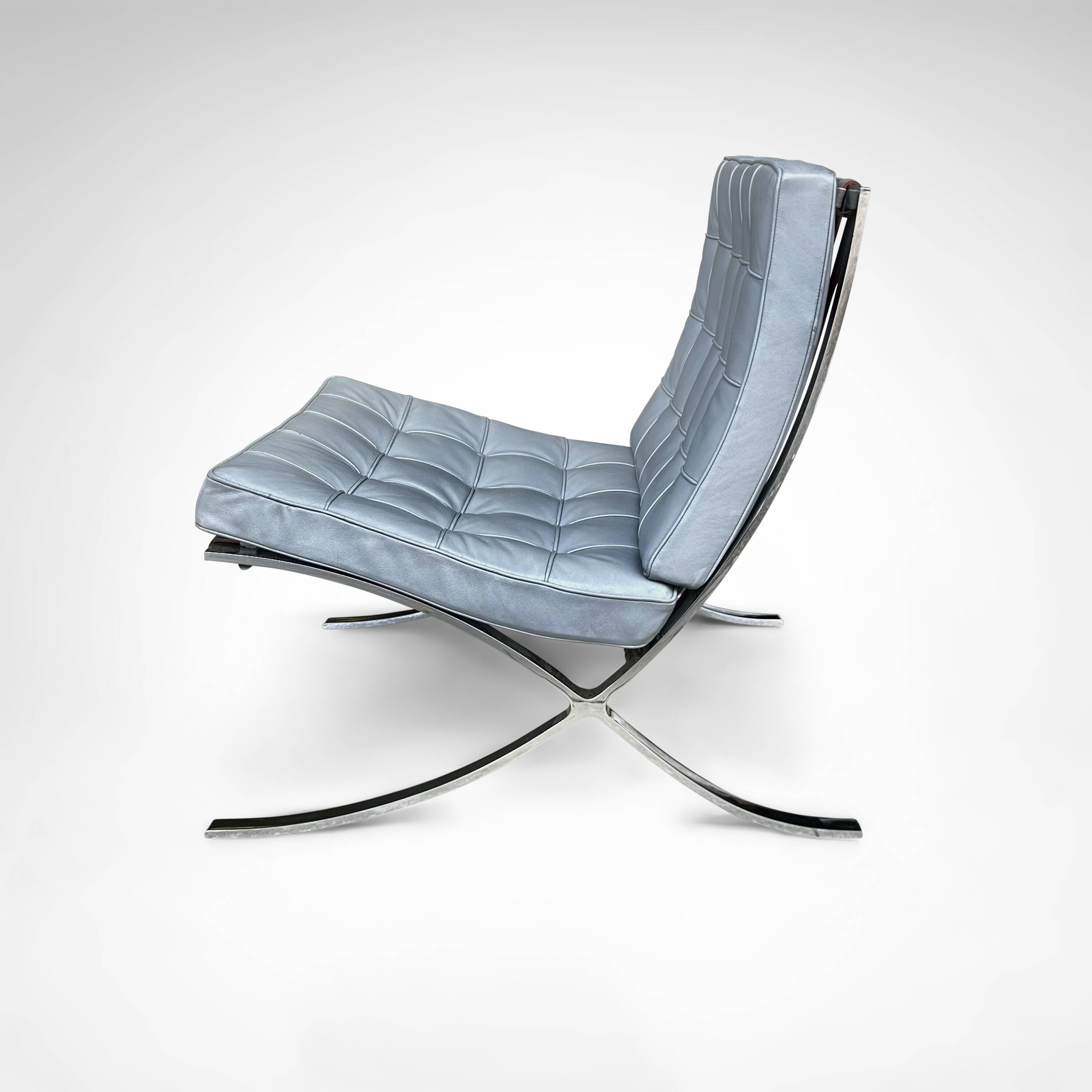 Barcelona lounge chair MR90 by Mies van der Rohe for Knoll 1980s