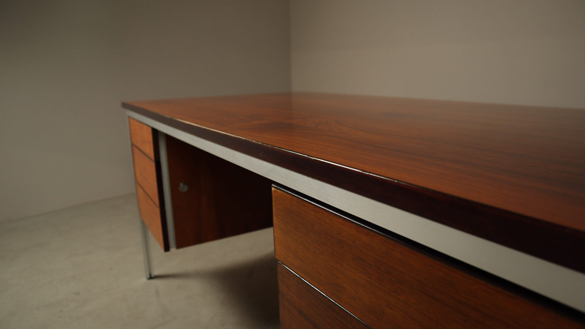 Executive desk by ORA Acciaio, produced in Italy during the 1970s.
