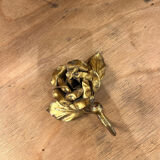 Pink-shaped hook in gilded metal