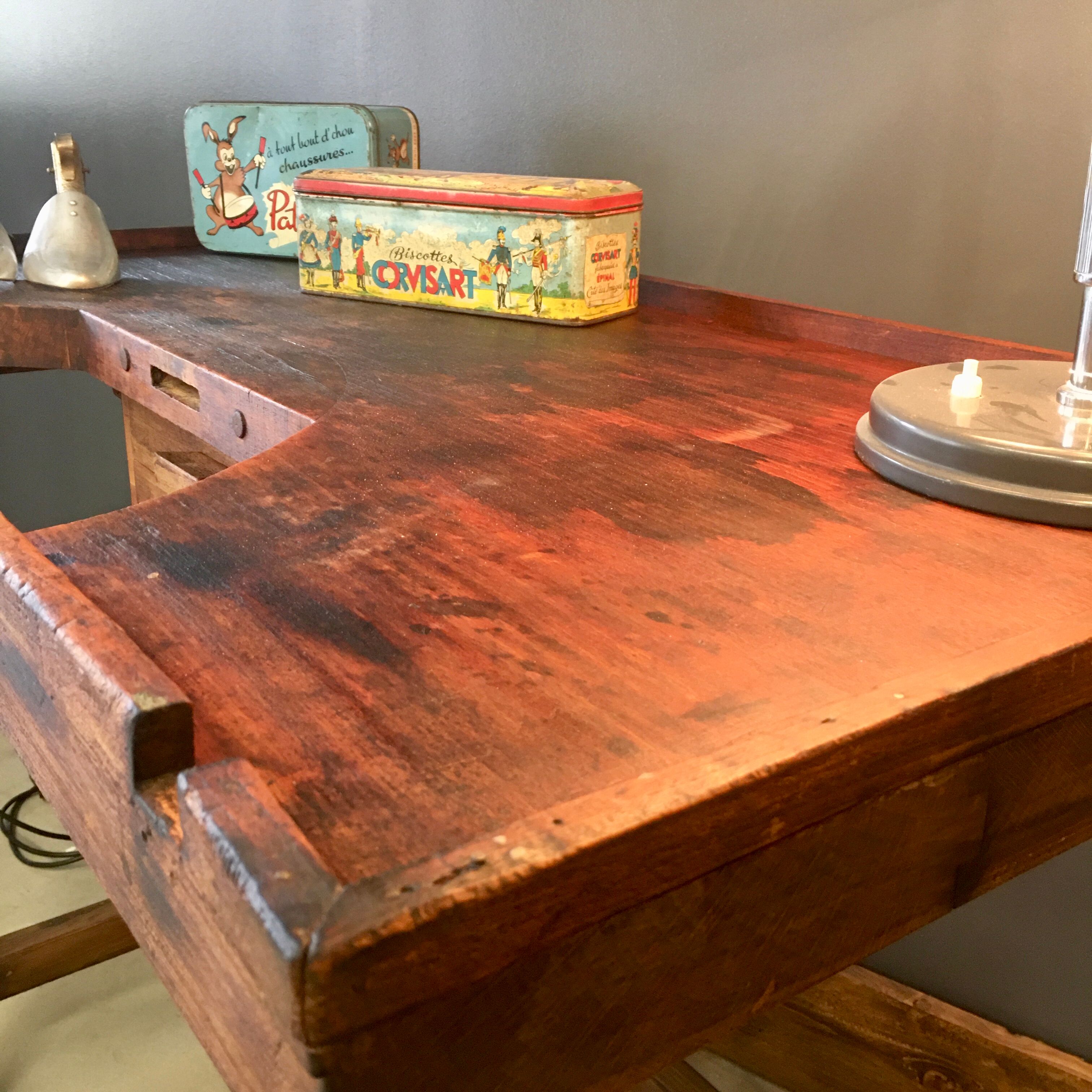 Watchmaker's workbench