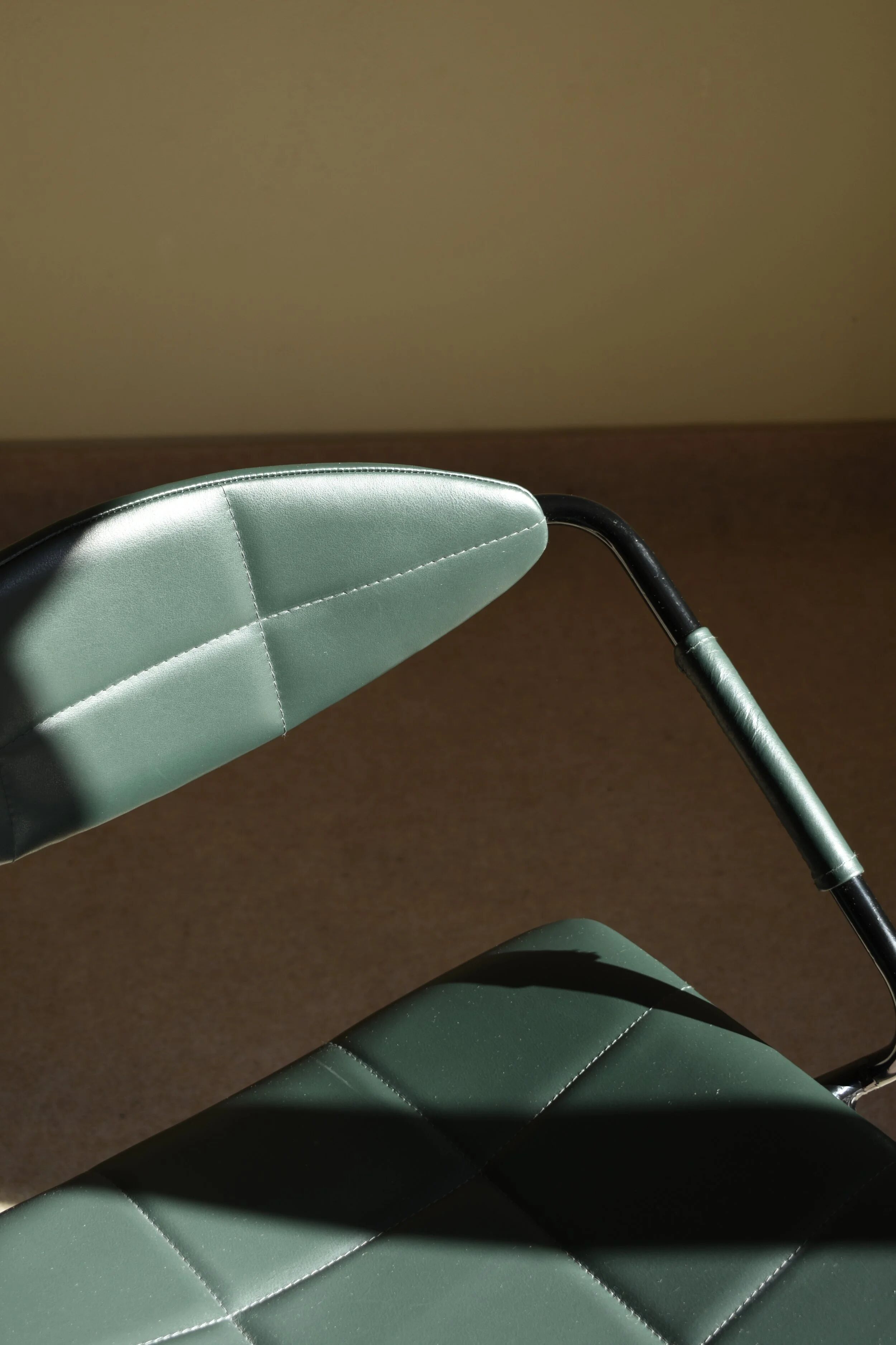 Set of three "Rugby" model chairs by Gilbert Steiner for Steiner, 1962.