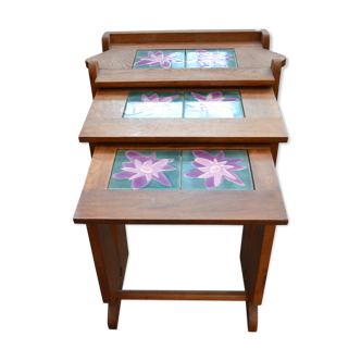 Pull-out tables  Guillerme and Chambron