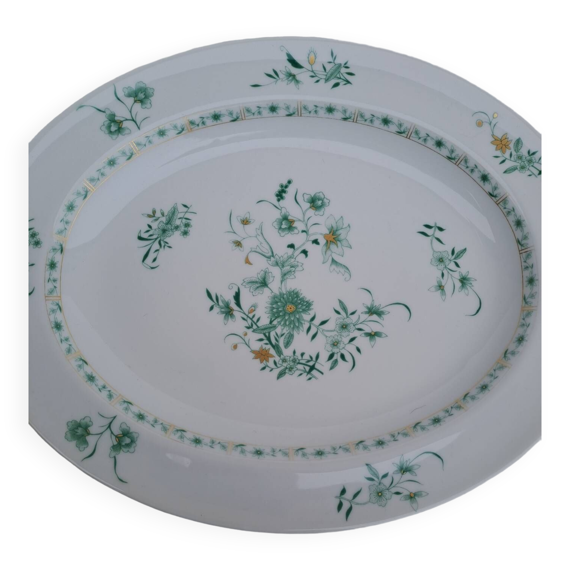 Oval dish in Limoges porcelain Bernardaud model Beijing