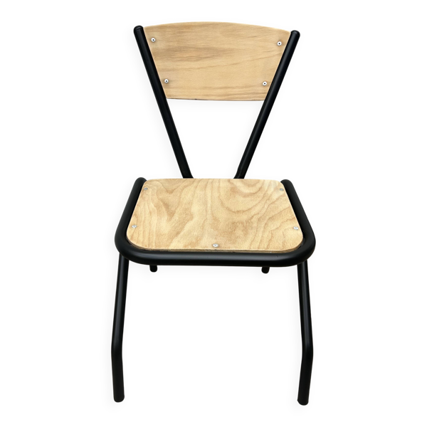 Chaise d'atelier restaurée