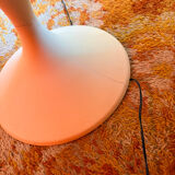 Table and tulip leg chair, vintage space age from the 70s.