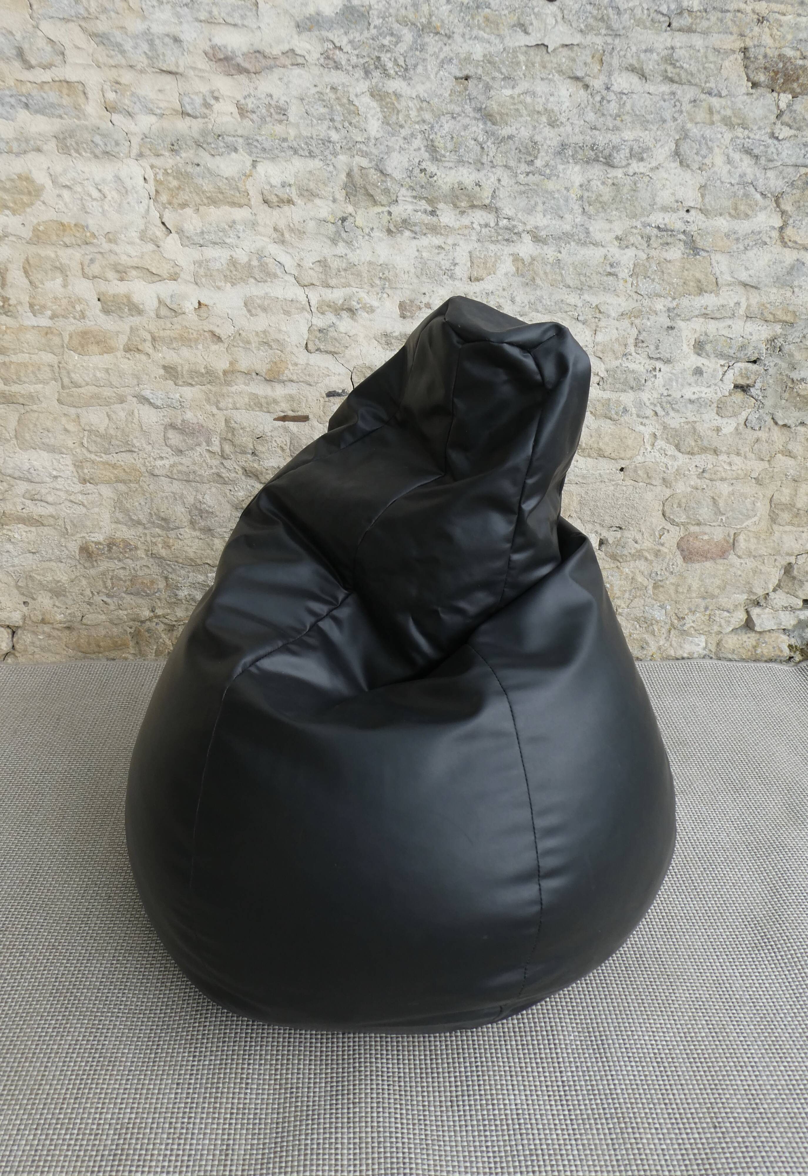 Fauteuil poire en simili cuir noir