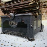 Royal typewriter 1900